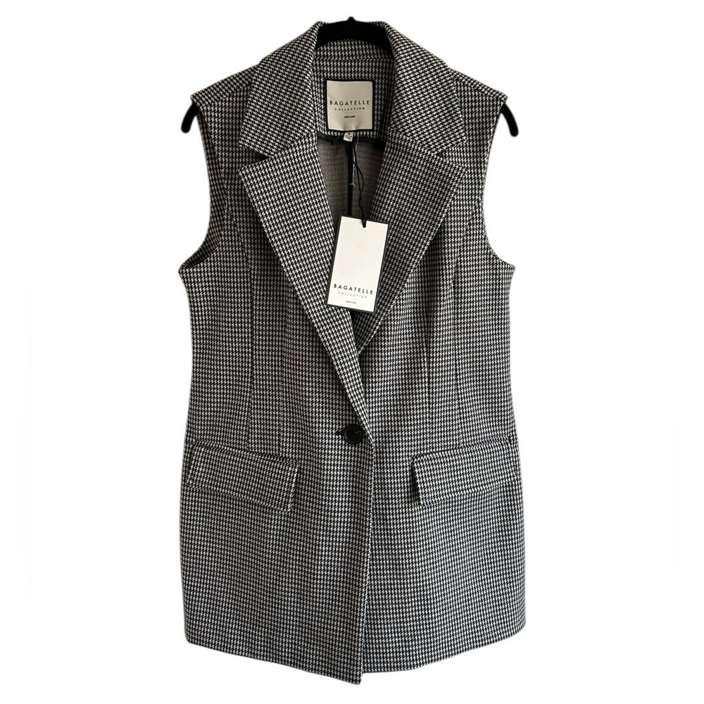 Bagatelle Black and White Houndstooth Vest - Picture 2 of 14